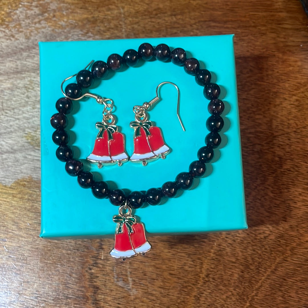 Christmas earring and bracelet set